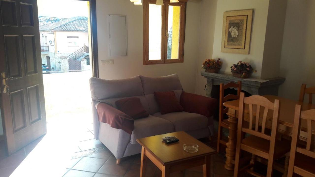 Casa Rural los Portalillos II Navatalgordo Exterior foto